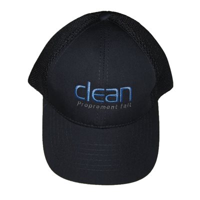 Clean cap with embroidery